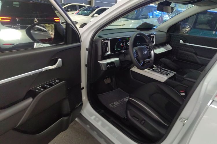 北京现代ix35 2023款 沐飒 2.0L 豪华版DLX中控内饰20