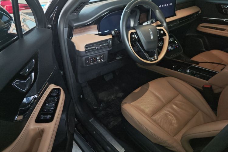 林肯 冒险家 2022款 2.0T 两驱尊雅版中控内饰20