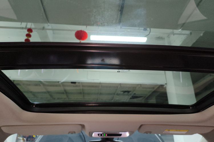 别克 君越 2018款 20T 精英型中控内饰22