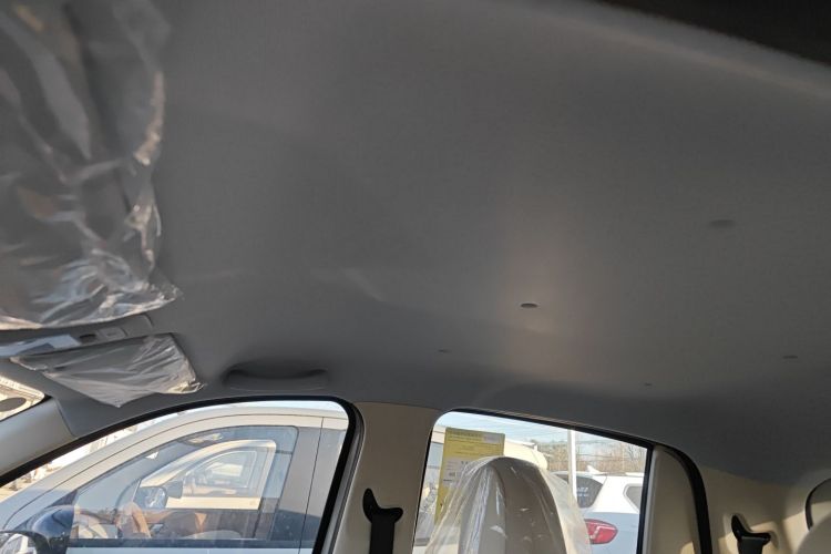 五菱汽车 宏光MINIEV 2025款 四门版 进阶款中控内饰22