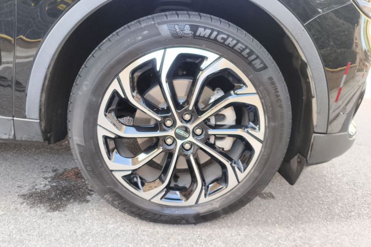 林肯 航海家 2023款 2.0T 四驱尊睿版车身外观10