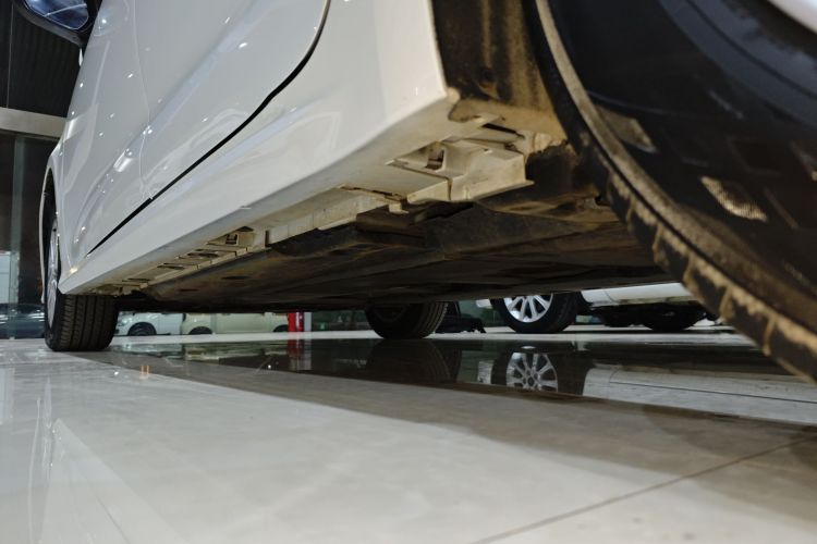 丰田 卡罗拉 2023款 1.2T 先锋版局部细节9002