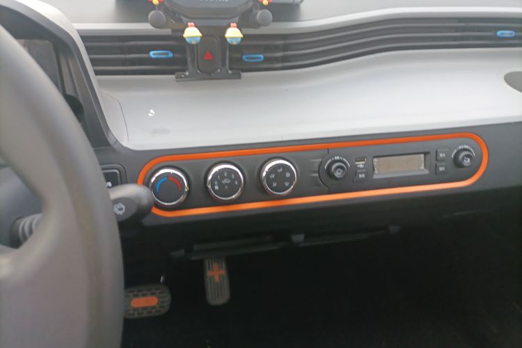 五菱汽车 宏光MINIEV 2022款 轻松款 三元锂局部细节16