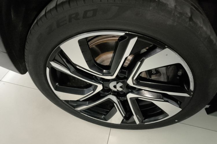 蔚来ES6 2020款 610KM 签名版车身外观6008