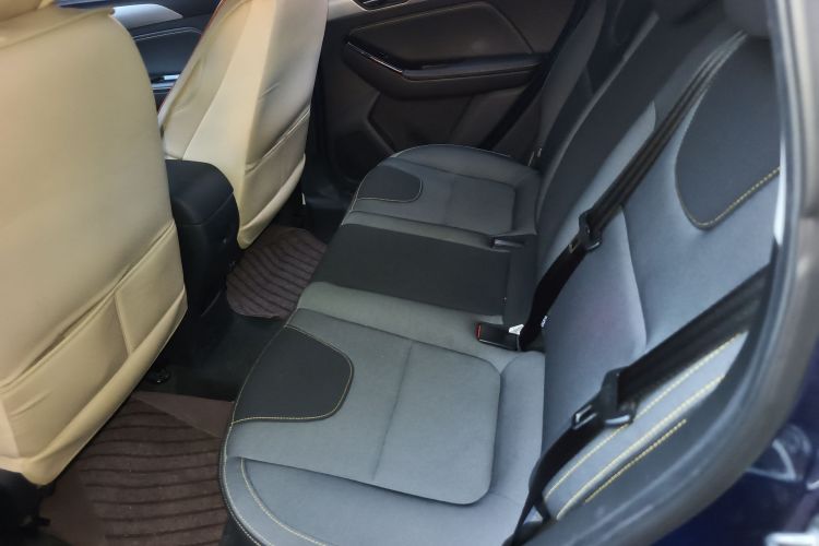 北京汽车 北京X3 2019款 1.5T CVT荣耀版中控内饰21