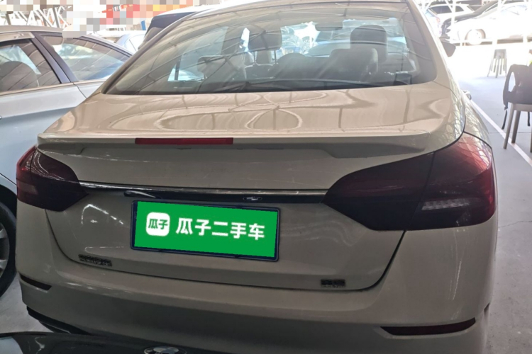 吉利汽车 帝豪 2021款 UP 1.5L 手动舒适型车身外观6