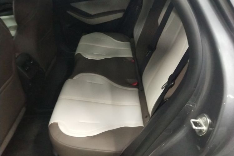 比亚迪 秦PLUS 2023款 冠军版 DM-i 55KM领先型中控内饰21