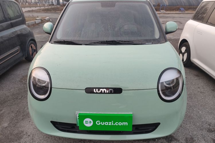 长安启源 长安Lumin 2023款 205km 香沁款车身外观2