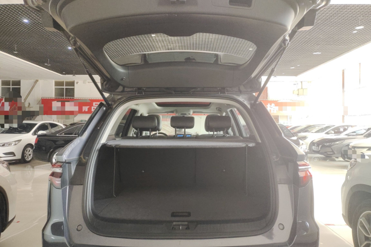 比亚迪 宋Pro 2019款 1.5T 自动精英型机舱底盘23