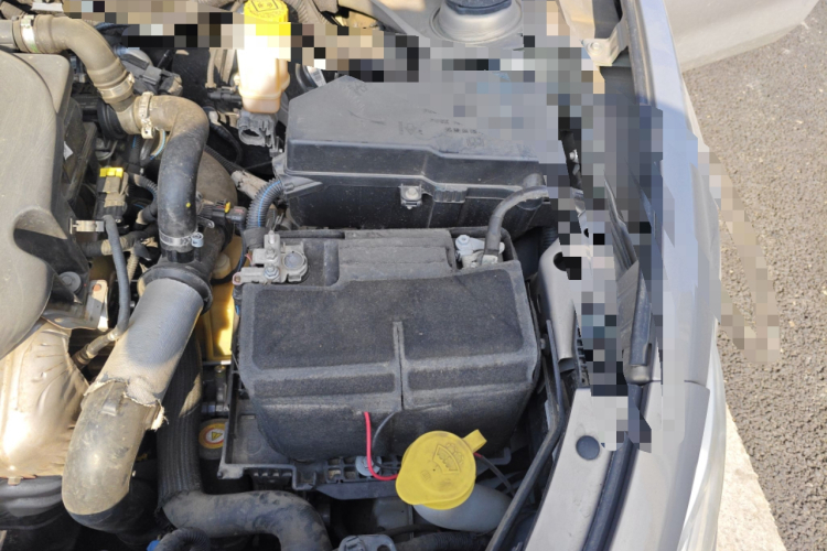 菲亚特 菲翔 2015款 1.4T 自动劲享版局部细节9007