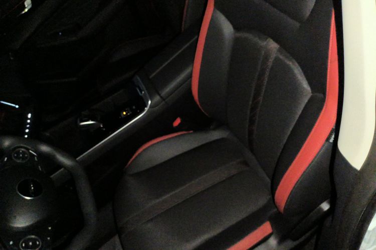 东风风神 奕炫MAX 2023款 1.5T 超能型爸版局部细节19