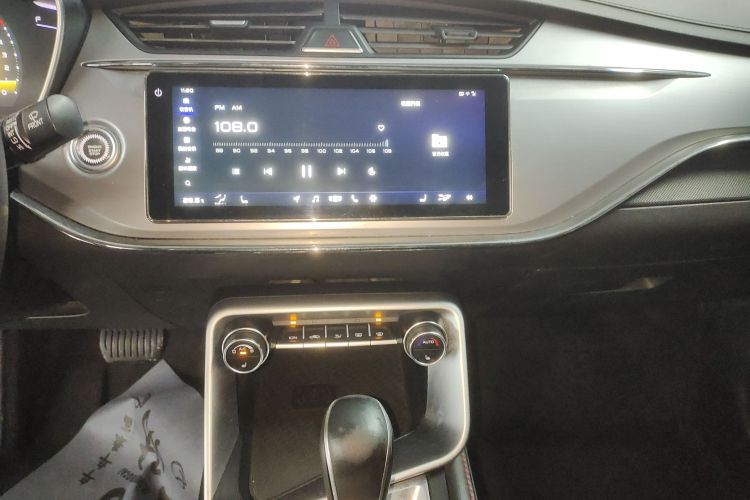 吉利汽车 缤瑞 2019款 200T DCT缤耀版中控内饰16