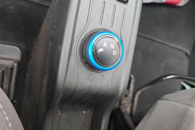 五菱汽车 宏光MINIEV 2022款 悦享款 三元锂中控内饰18