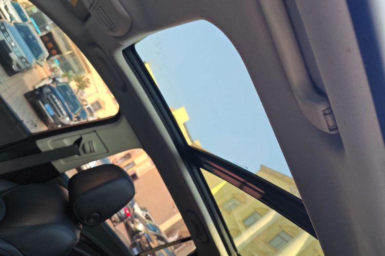 别克 昂科威 2018款 20T 两驱精英型局部细节22