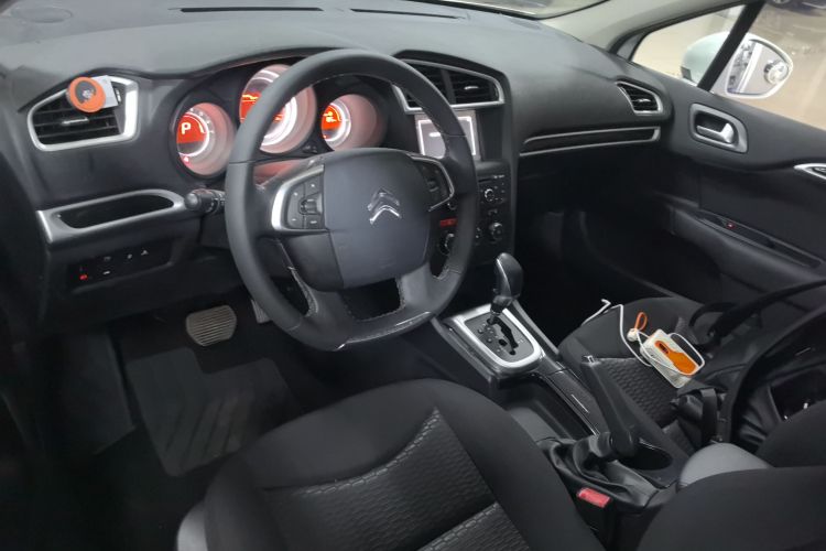 雪铁龙C4L 2015款 1.2T 自动豪华版局部细节22