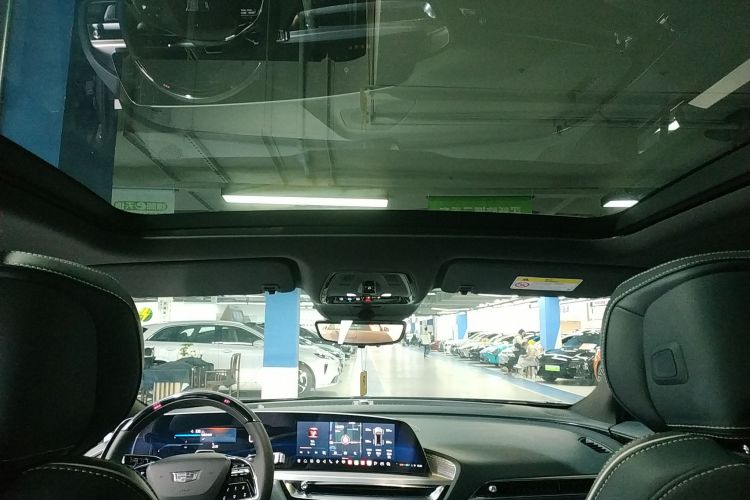 凯迪拉克 IQ锐歌 2022款 后驱长续航尊贵版中控内饰22