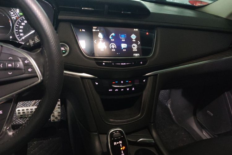 凯迪拉克XT5 2018款 25T 豪华型中控内饰16