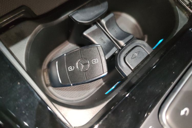 奔驰CLA 2023款 CLA 200 猎跑车中控内饰7001