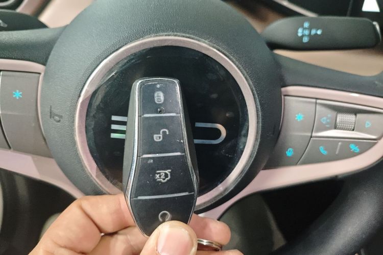 比亚迪 海鸥 2025款 智驾版 305km 活力版中控内饰11