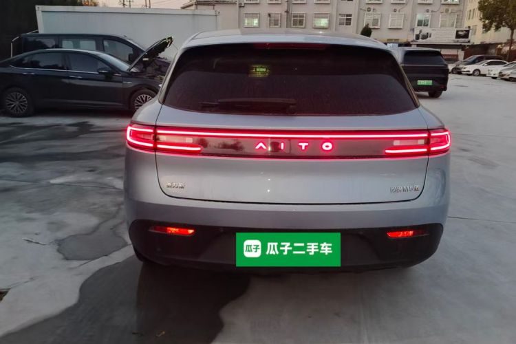 鸿蒙智行 问界M5 2022款 纯电后驱标准版车身外观6