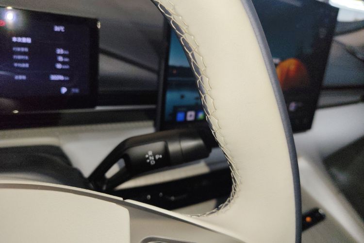 吉利银河 银河E5 2024款 530km 探索+版中控内饰18