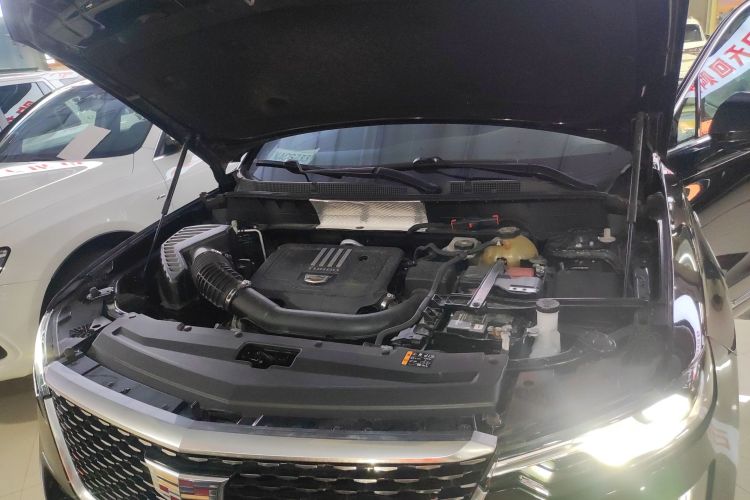 凯迪拉克XT6 2021款 2.0T 七座两驱风尚型机舱底盘24