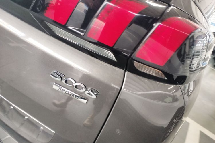 标致5008 2017款 380THP 5座精英版车身外观6001