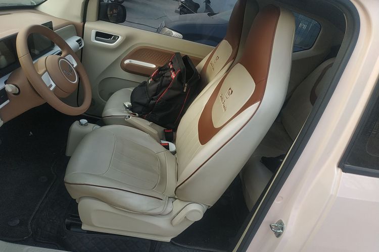 五菱汽车 宏光MINIEV 2024款 第三代 215km 进阶版中控内饰19