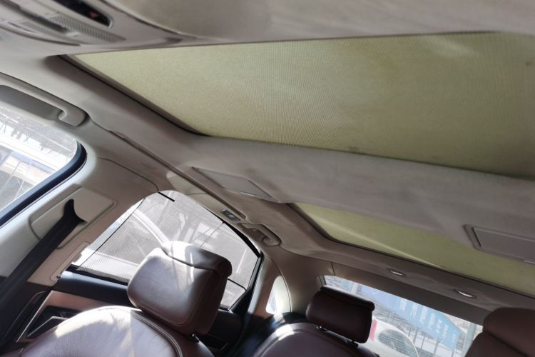 奥迪A8 2013款 A8L 45 TFSI quattro舒适型局部细节22