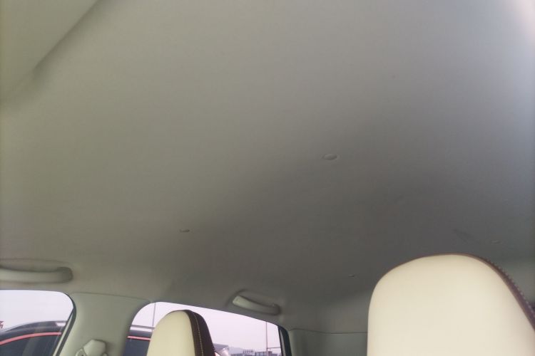 五菱汽车 五菱缤果 2023款 333km 灵犀互联+款局部细节22