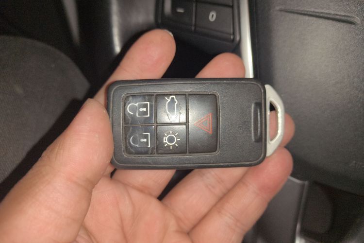 沃尔沃S60 2015款 S60L 2.0T 智远版中控内饰7001