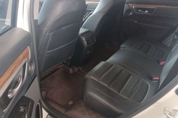 本田CR-V 2019款 240TURBO CVT四驱豪华版 国VI中控内饰7004