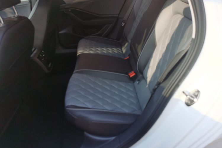 大众 速腾 2025款 改款 300TSI DSG超越版中控内饰21