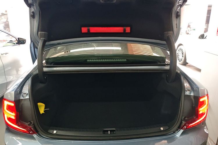 沃尔沃S90 2020款 T5 智逸豪华版机舱底盘23