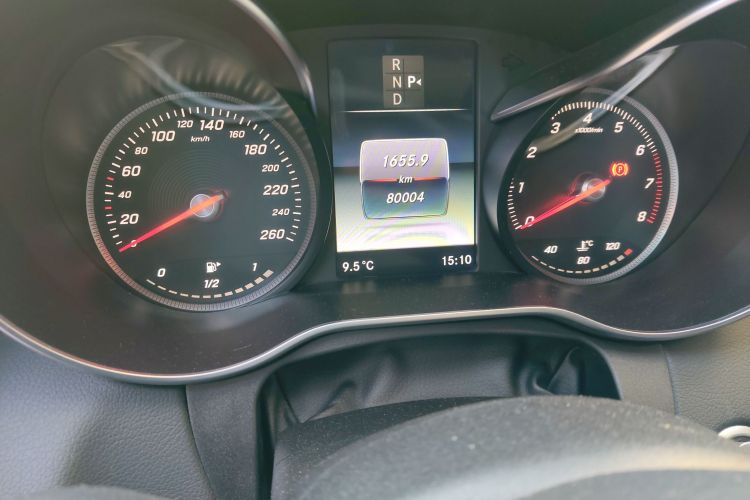 奔驰C级 2016款 C 200 L 运动型中控内饰15