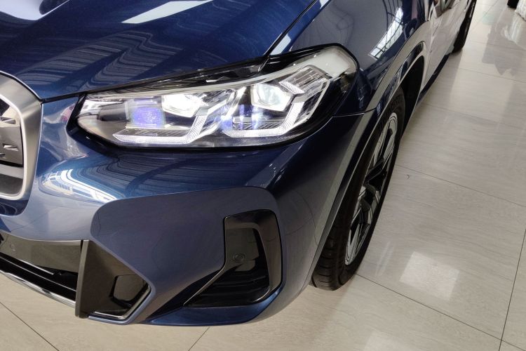 宝马iX3 2022款 领先型局部细节36