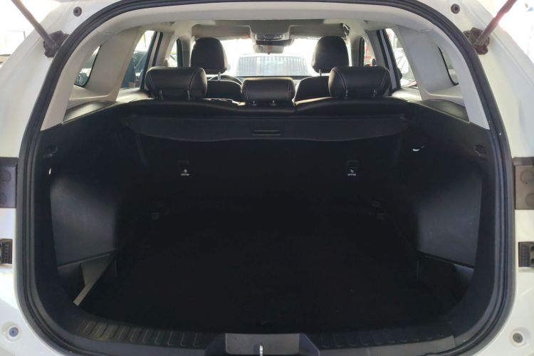 哈弗H6 2021款 第三代 1.5T 自动两驱Max机舱底盘23