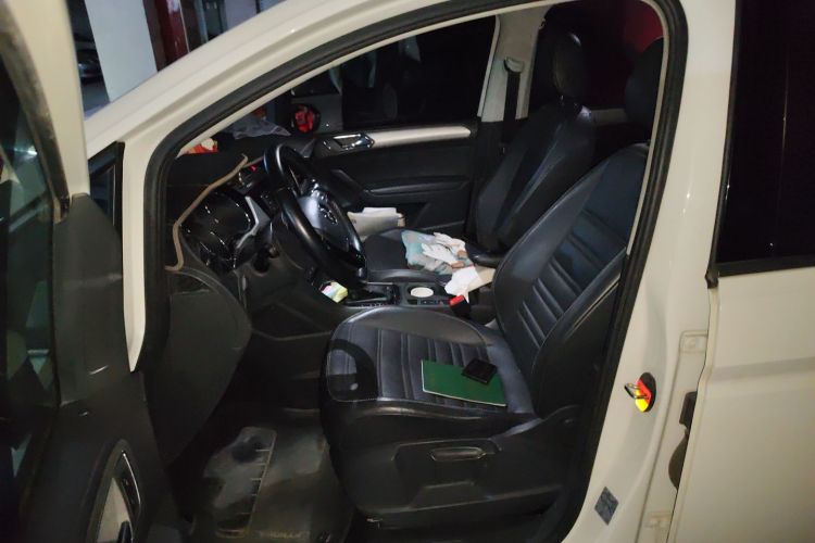 大众 2016款 途安L 280TSI DSG舒雅版中控内饰19