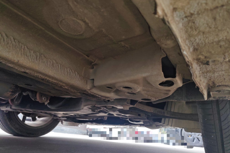 吉利汽车 帝豪 2022款 第4代 1.5L CVT尊贵型局部细节9001