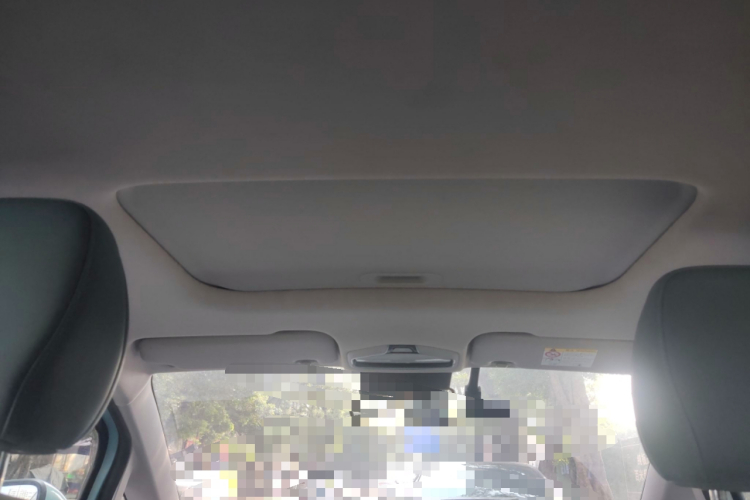 吉利几何E萤火虫 2024款 401km 萤光中控内饰22