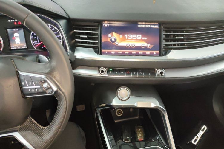 哈弗H6 2017款 红标 2.0T 自动两驱智尚型中控内饰16