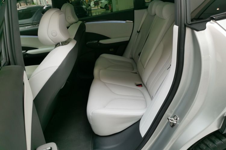 小鹏G7 2025款 702 超长续航 Max中控内饰7004