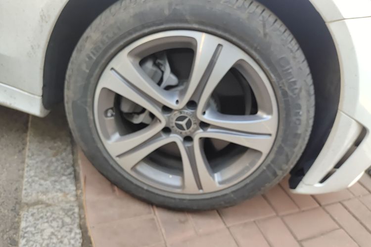 奔驰C级 2020款 改款 C 260 L 运动版车身外观6007