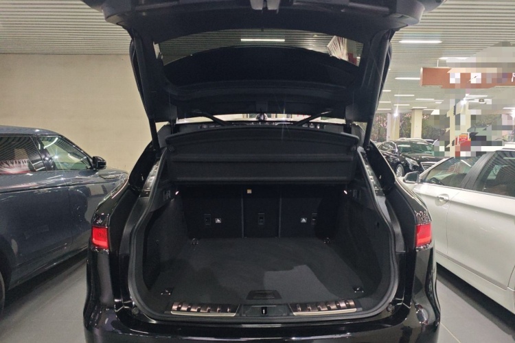 捷豹F-PACE 2020款 2.0T 赛旗版局部细节23