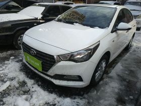 现代 悦纳 2016款 1.4L 手动炫酷版GLS