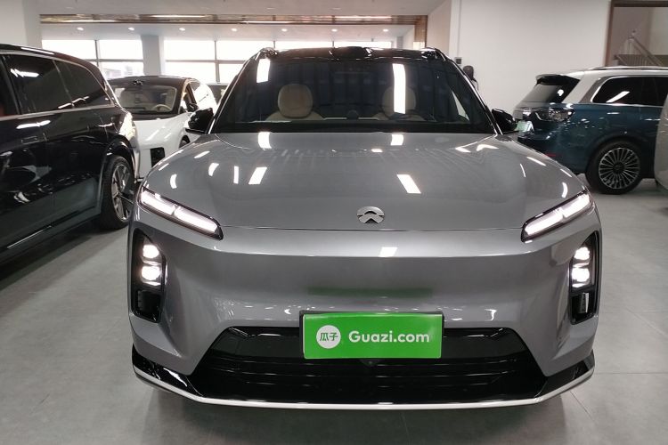 蔚来ES6 2025款 75kWh车身外观2