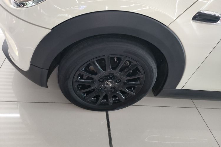 MINI 2019款 1.5T ONE PLUS车身外观6007