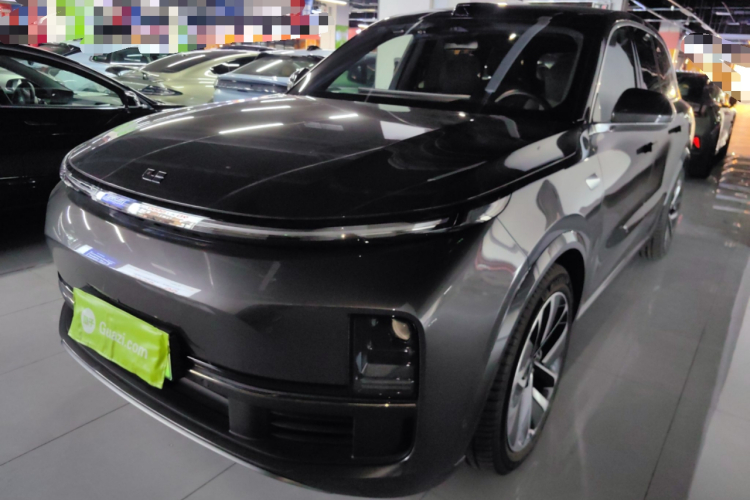 理想汽车 理想L8 2024款 Ultra车身外观1