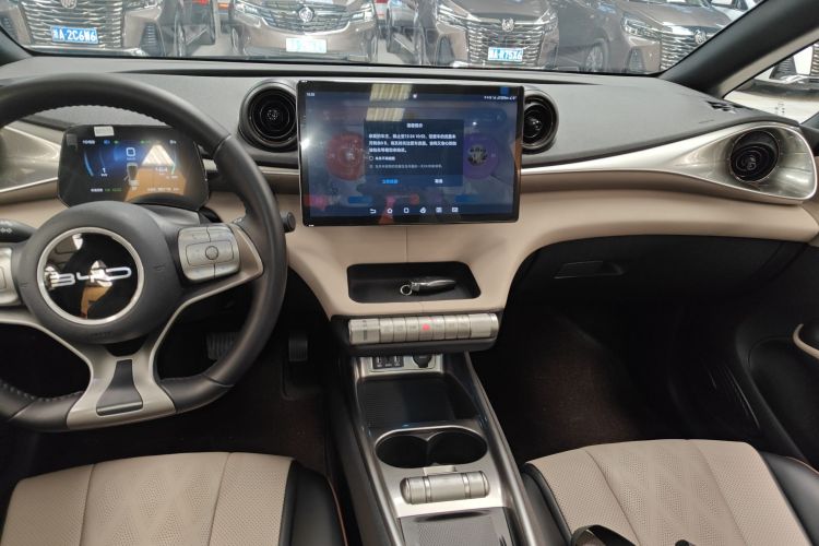 比亚迪 海豚 2023款 420km 时尚版中控内饰16