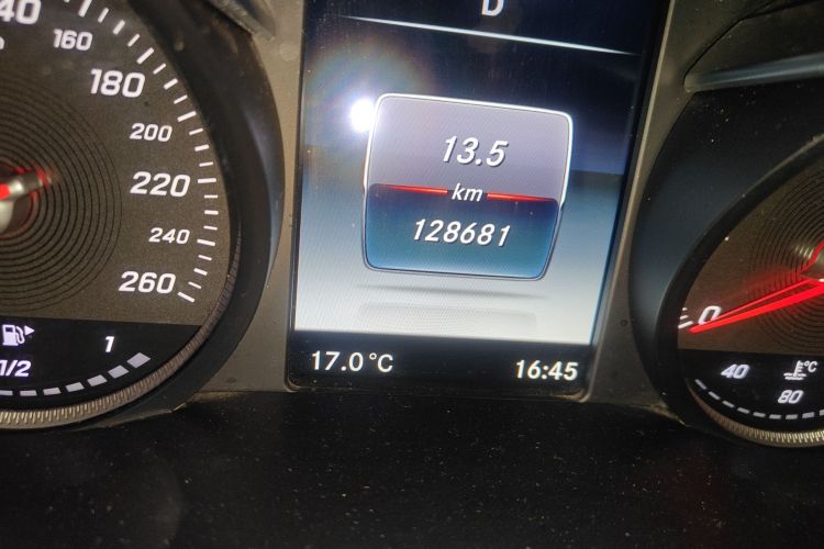 奔驰C级 2015款 C 200 L中控内饰15